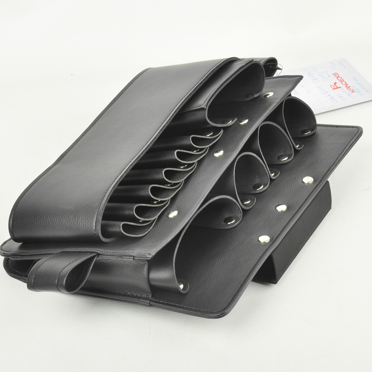 hairstylist holster with multiple pockets